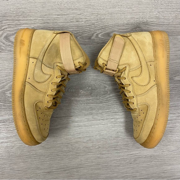 Air Force 1 High Wheat Size 6.5Y - Picture 3 of 4